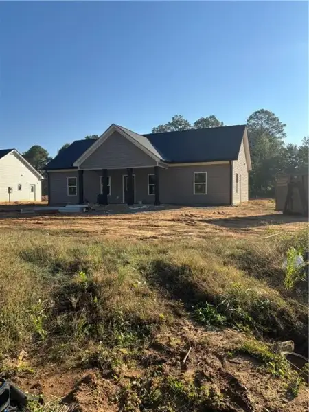 Image 4 of a home in . Image 4 of a home in .
