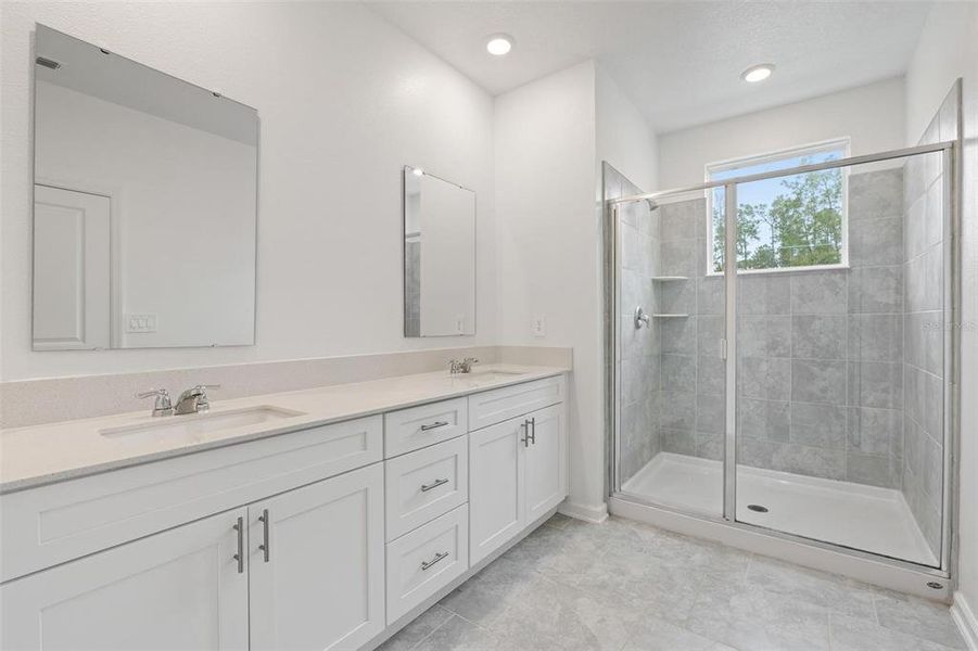 Furnished interior view inside a new home in Lake Wilson Reserve, Kissimmee (Image 4). Furnished interior view inside a new home in Lake Wilson Reserve, Kissimmee (Image 4).