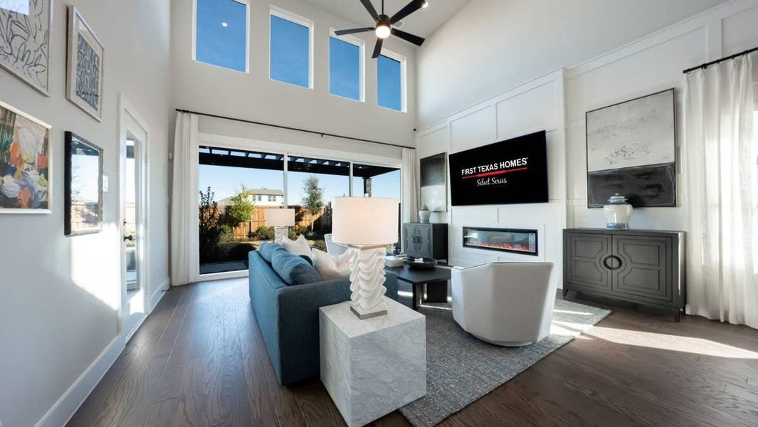 Representative furnished interior of a home built from the Roosevelt Select F by First Texas Homes in Parkside, Denton (Image 13).