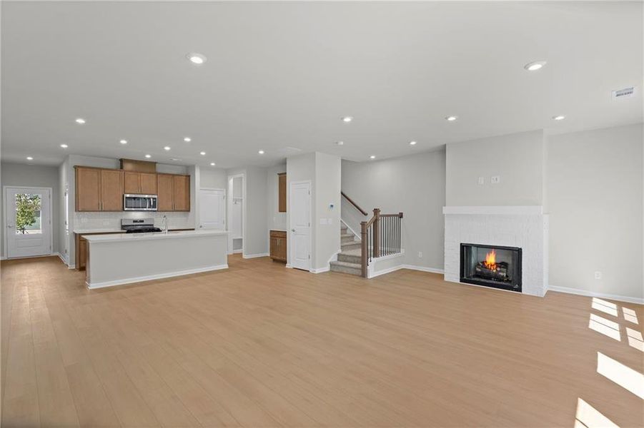 Spacious, unfurnished interior of a new home in Ansley Towns, Cumming (Image 20). Spacious, unfurnished interior of a new home in Ansley Towns, Cumming (Image 20).