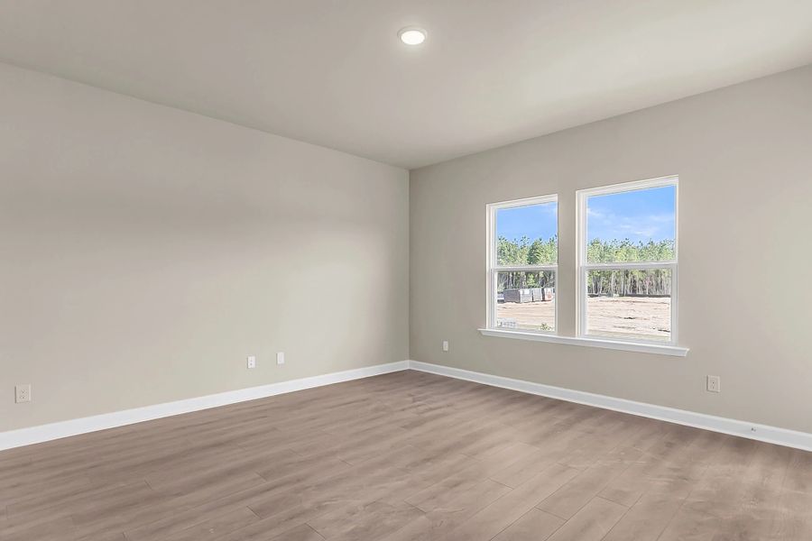 Spacious, unfurnished interior of a new home in Tea Farm, Ravenel (Image 13). Spacious, unfurnished interior of a new home in Tea Farm, Ravenel (Image 13).