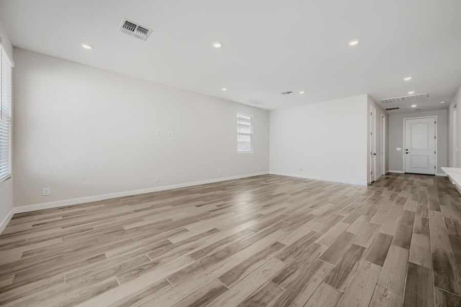New Home in San Tan Valley, AZ.  - Slide 7