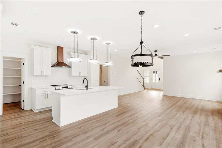 Furnished interior view inside a new home in , Dallas (Image 6).