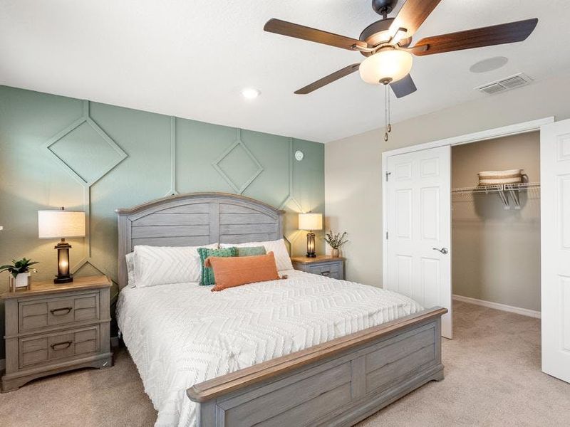 Upstairs, find rest and relaxation in your private owner`s suite - Mariposa townhome by Highland Homes Upstairs, find rest and relaxation in your private owner`s suite - Mariposa townhome by Highland Homes