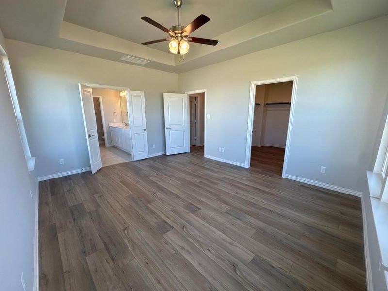 Spacious, unfurnished interior of a new home in Fairview Meadows, New Fairview (Image 9).