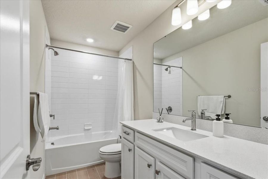 Furnished interior view inside a new home in Willow Ridge, Montverde (Image 12). Furnished interior view inside a new home in Willow Ridge, Montverde (Image 12).