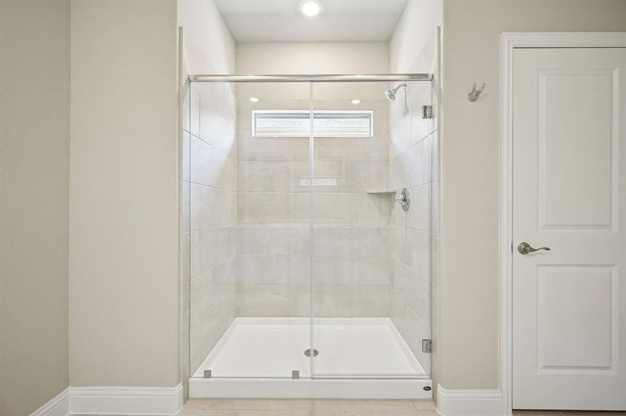Close-up of interior finishes inside a home in Simpson Crossing - Signature Series, McKinney (Image 18).