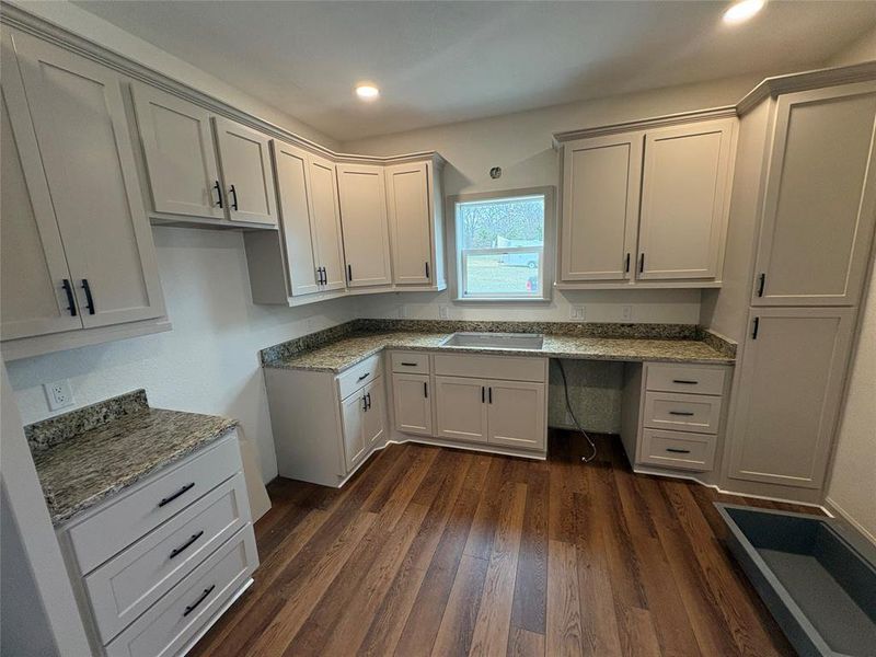 Furnished interior view inside a new home in , Quitman (Image 4).