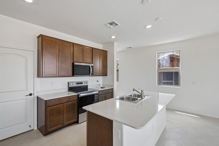 Furnished interior view inside a new home in Founders Ridge, Vail (Image 8).