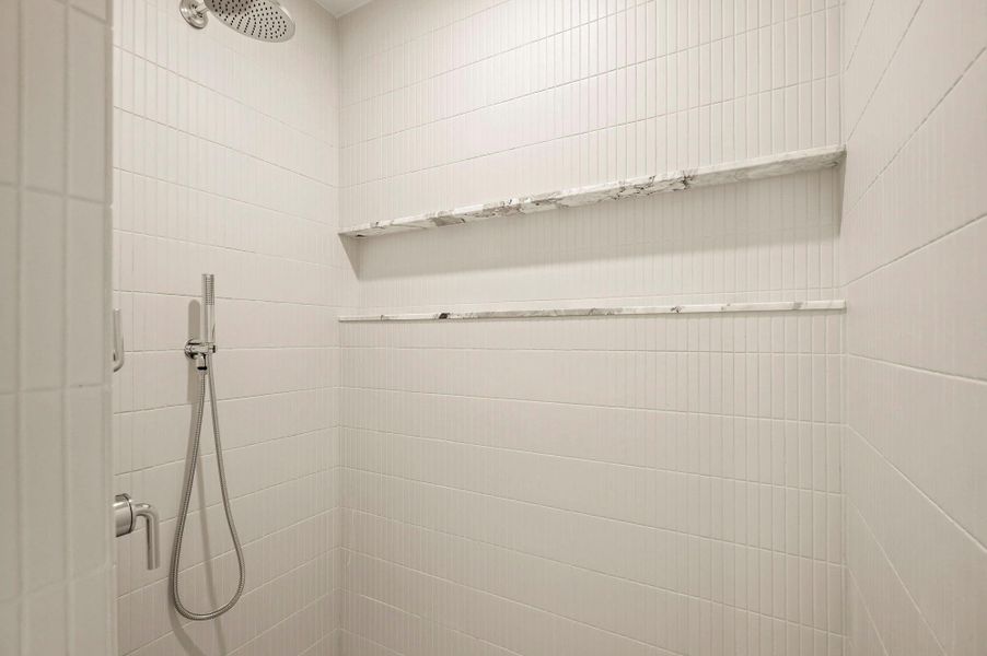 Spacious, unfurnished interior of a new home in , Austin (Image 21).