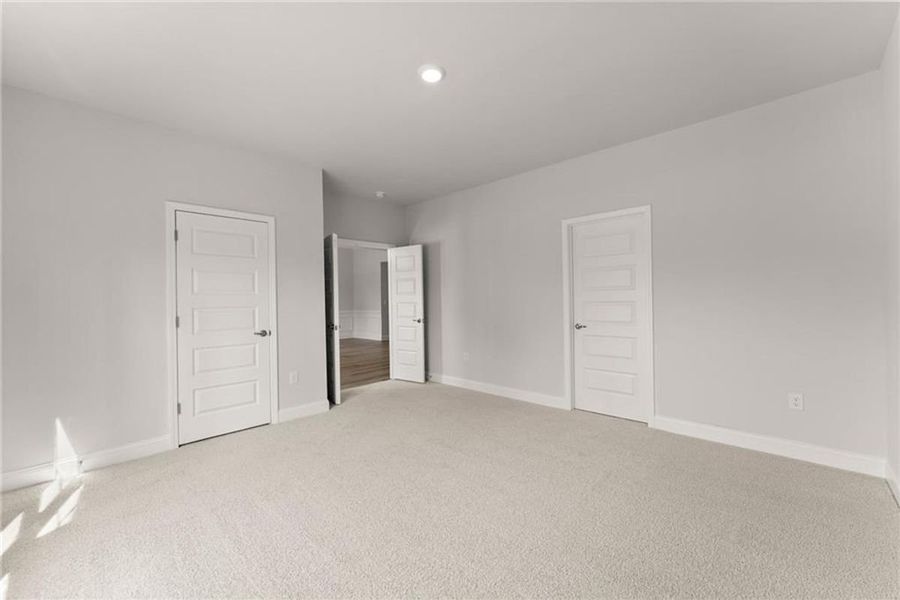 Representative unfurnished interior of a home built from the 2620 by Adams Homes in Williams Ridge, Bailey (Image 37). Representative unfurnished interior of a home built from the 2620 by Adams Homes in Williams Ridge, Bailey (Image 37).