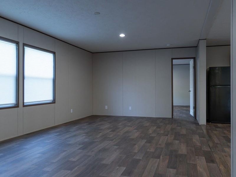 Spacious, unfurnished interior of a new home in , Taylorsville (Image 9).