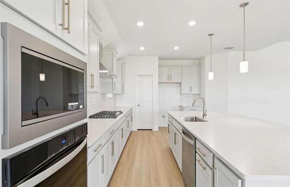 Abundant cabinet space in kitchen Abundant cabinet space in kitchen