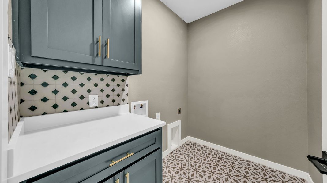 Representative furnished interior of a home built from the Loretta by Zeal Home Builders in Horizon Meadow Estates, Paradise (Image 78). Representative furnished interior of a home built from the Loretta by Zeal Home Builders in Horizon Meadow Estates, Paradise (Image 78).