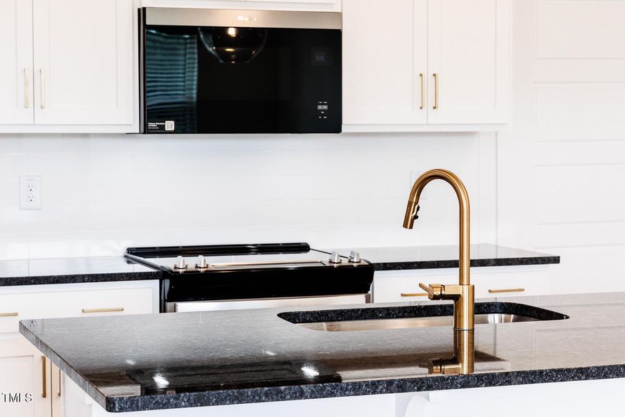 RDU_VaughanFarms_TH_Lot25_Aurora_QMI_kit