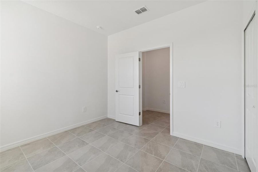 Spacious, unfurnished interior of a new home in Southpointe, Palmetto (Image 18).