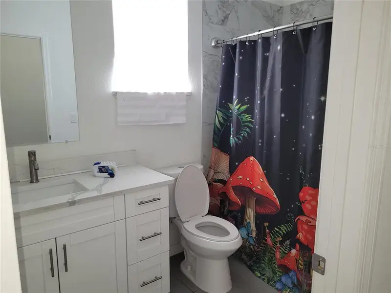 Furnished interior view inside a new home in , Ocala (Image 8).