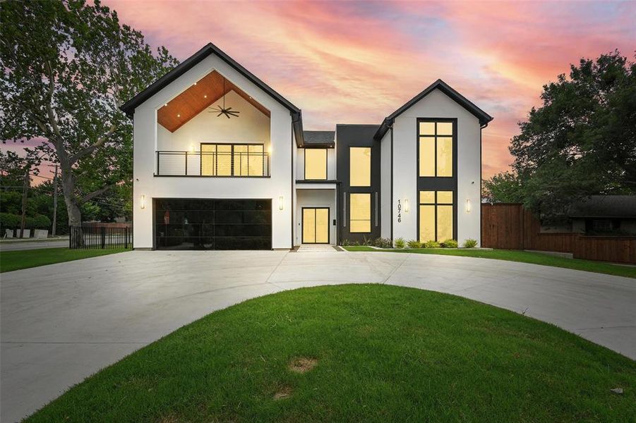 Front exterior of a new home in , Dallas, TX, highlighting curb appeal (Image 27).