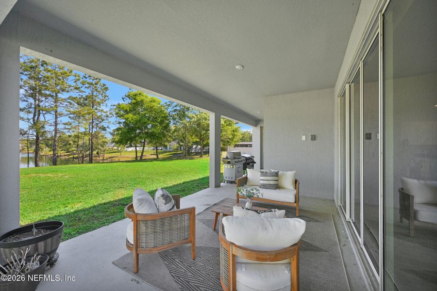 Exterior details and patio area of a home in , Middleburg (Image 32).