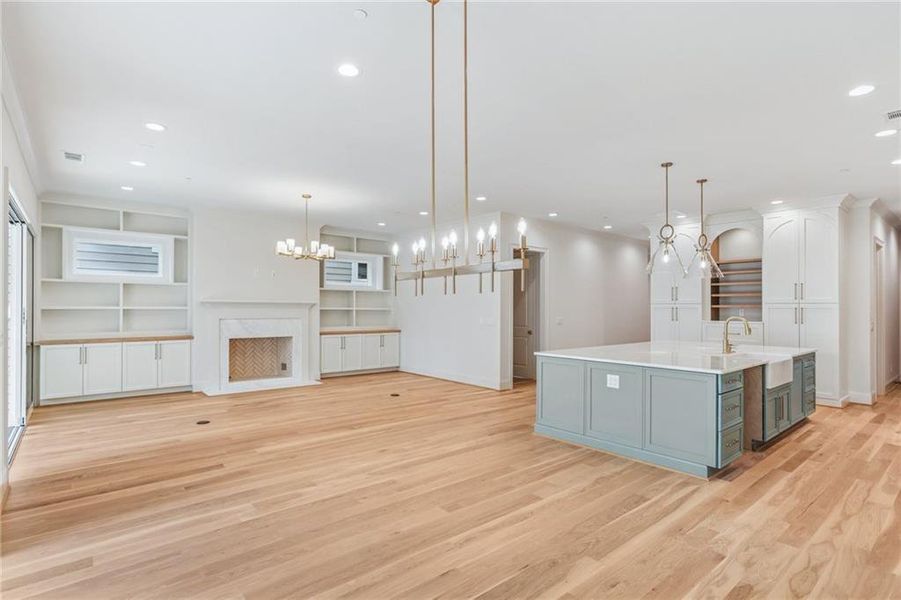 Spacious, unfurnished interior of a new home in , Marietta (Image 26).