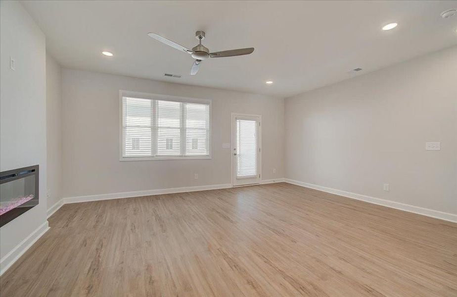 Spacious, unfurnished interior of a new home in Townes at South Main, Kennesaw (Image 16).