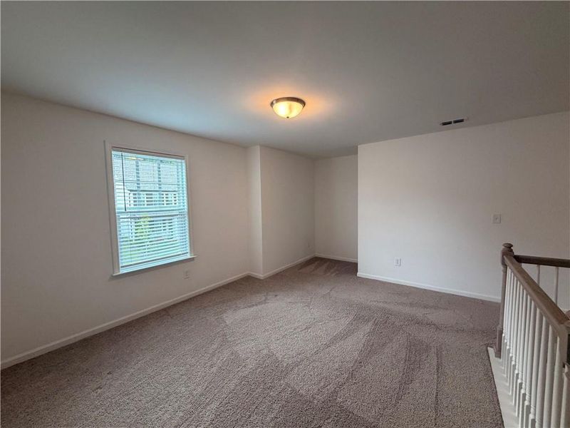 Spacious, unfurnished interior of a new home in Creekside, Dawsonville (Image 46).