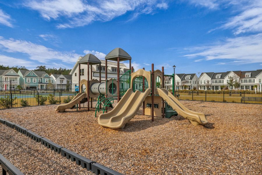 Community amenities in Homecoming, Ravenel (Image 47). Community amenities in Homecoming, Ravenel (Image 47).