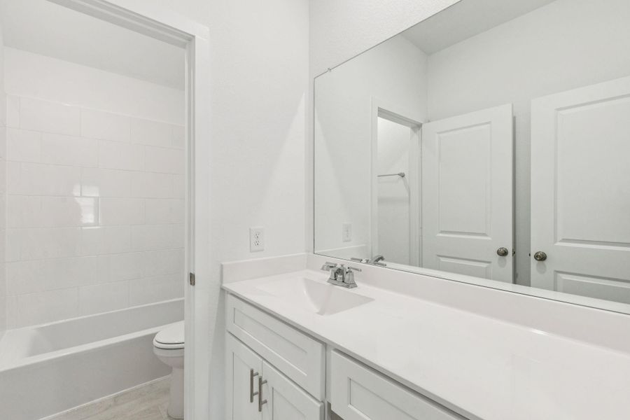 Furnished interior view inside a new home in Windcress, Baytown (Image 8).