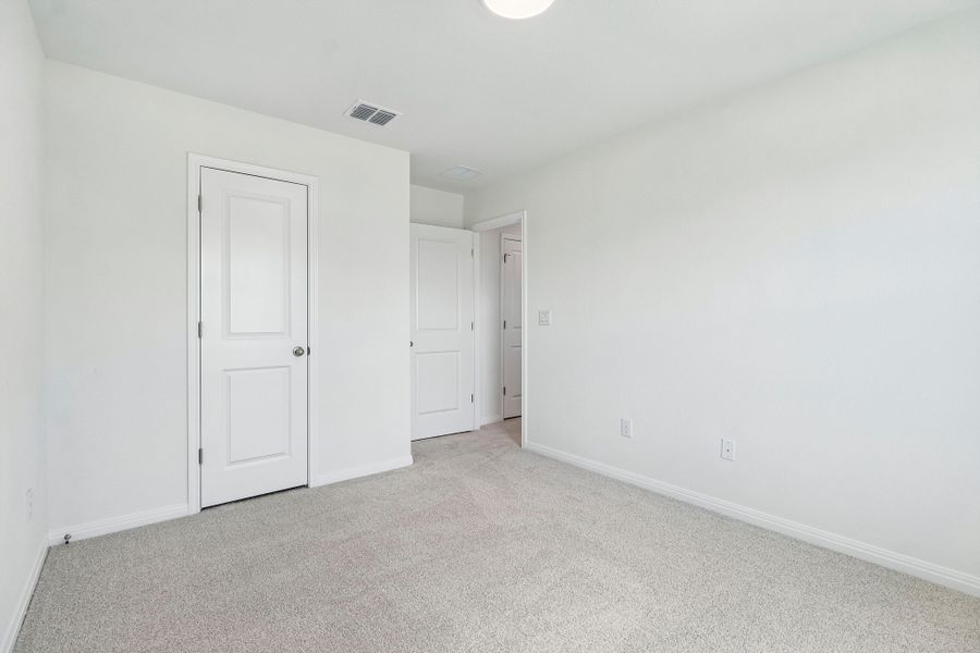 Spacious, unfurnished interior of a new home in Foxfield, Austin (Image 20). Spacious, unfurnished interior of a new home in Foxfield, Austin (Image 20).
