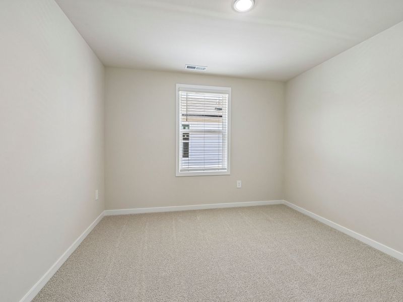 Spacious, unfurnished interior of a new home in Avalon Place - Classic Series, Durham (Image 16).
