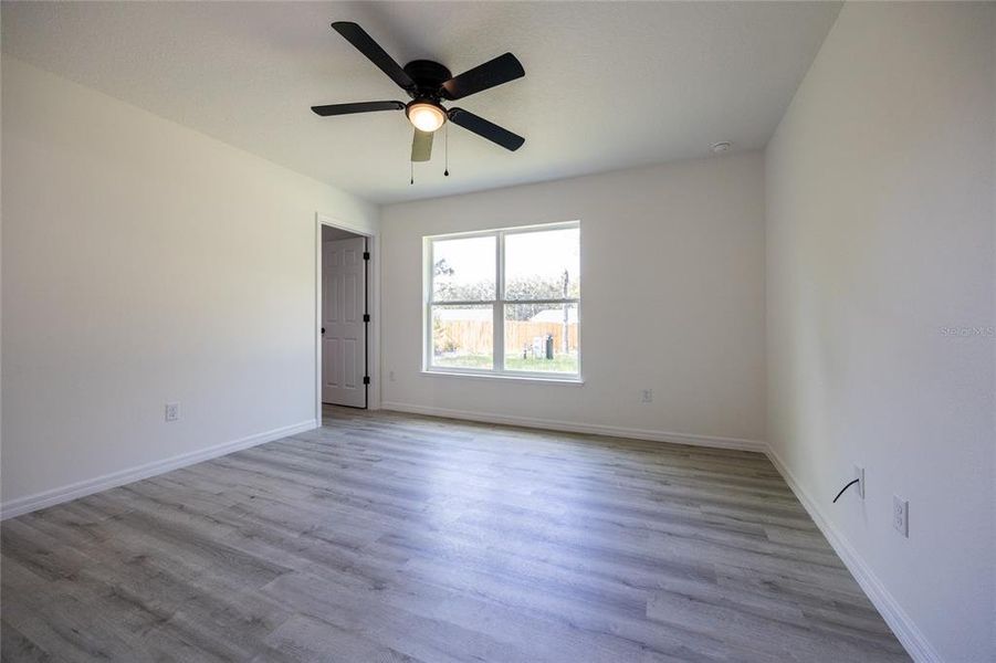 Spacious, unfurnished interior of a new home in , Ocklawaha (Image 41).