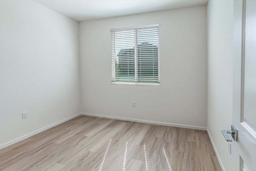 Spacious, unfurnished interior of a new home in Bloom, Fort Collins (Image 32).