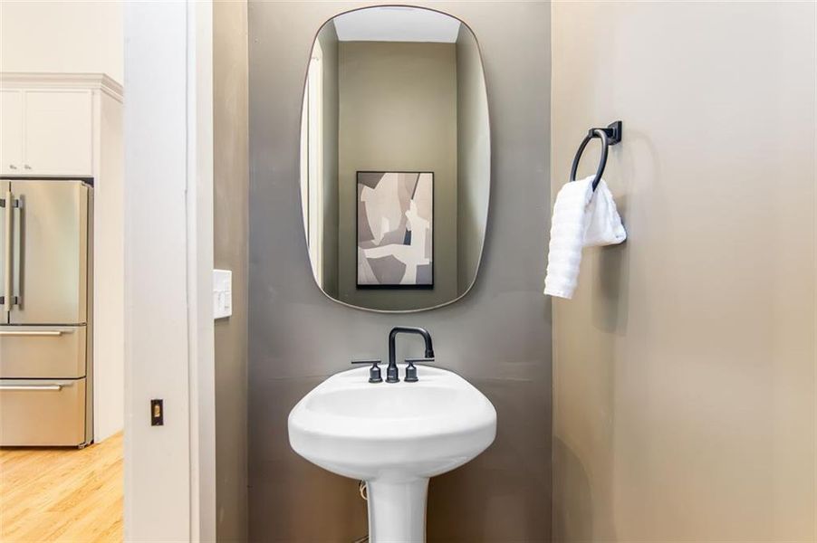 Furnished interior view inside a new home in , Atlanta (Image 8).