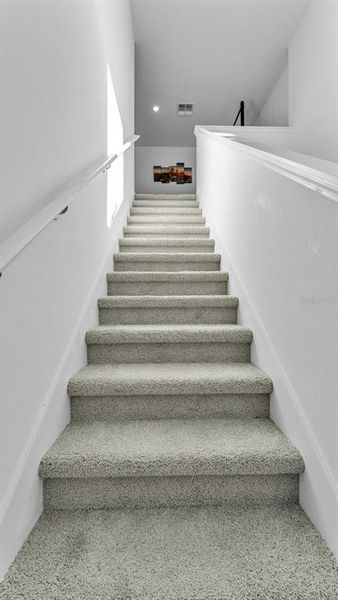 Spacious, unfurnished interior of a new home in Peace Creek Reserve, Winter Haven (Image 21).