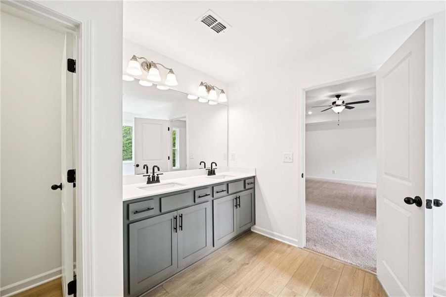 Furnished interior view inside a new home in Creekside, Dawsonville (Image 12). Furnished interior view inside a new home in Creekside, Dawsonville (Image 12).