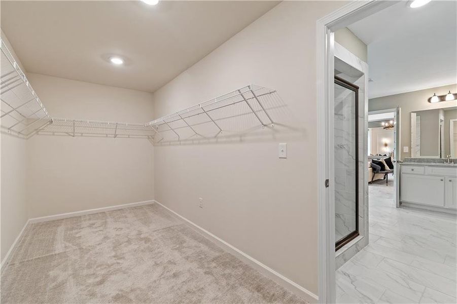 Spacious, unfurnished interior of a new home in Northcroft, Lawrenceville (Image 20).