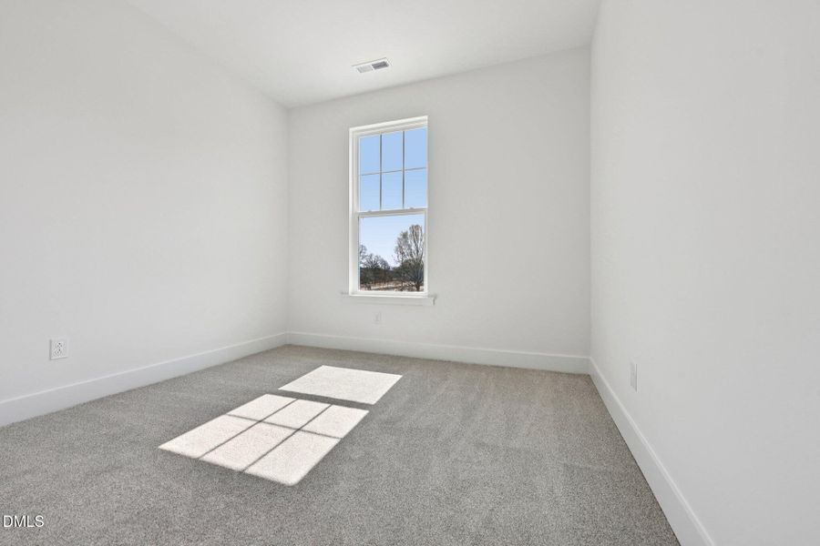 24-web-or-mls-Dunzo Dr-S1203-024