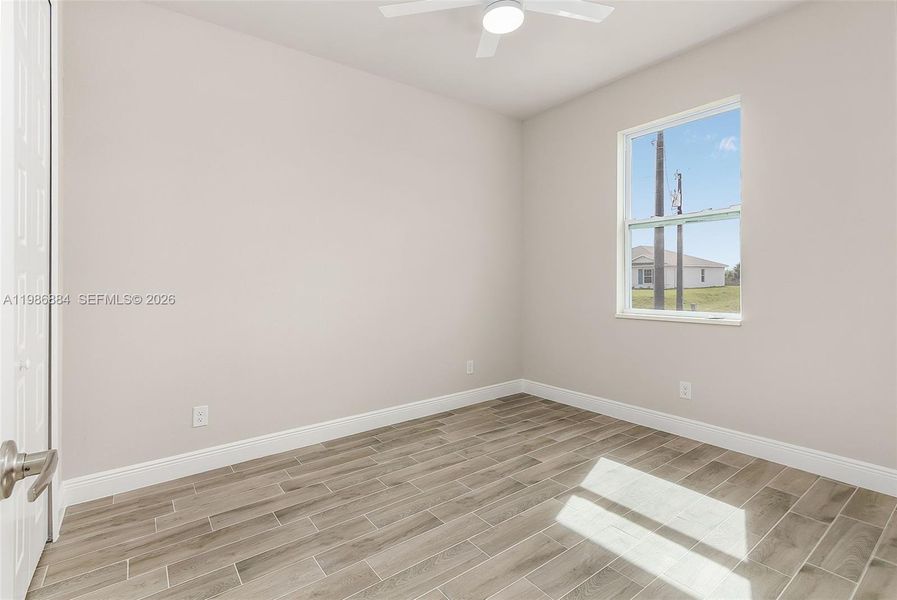 Finishes may vary Finishes may vary