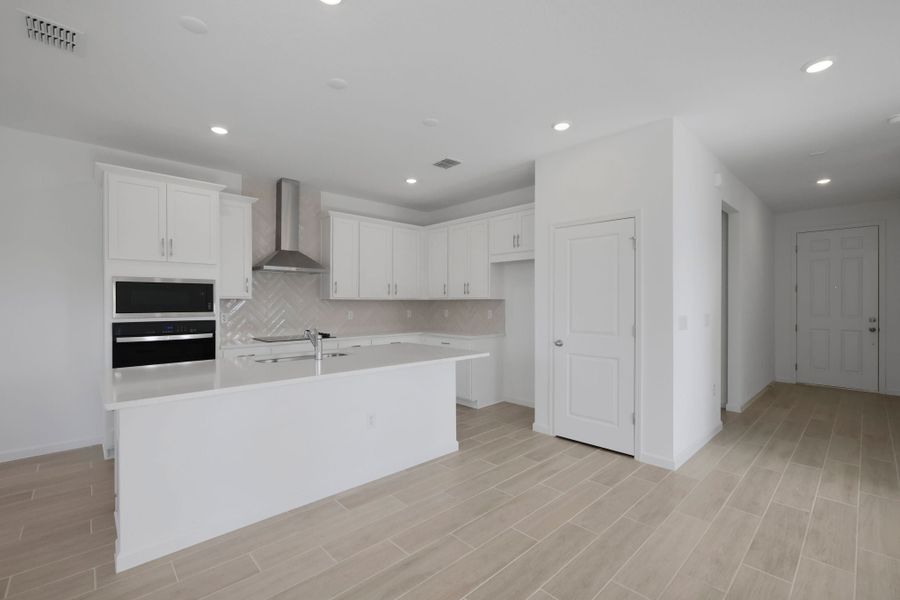 2,071sf New Home in Apopka, FL.  - Slide 29