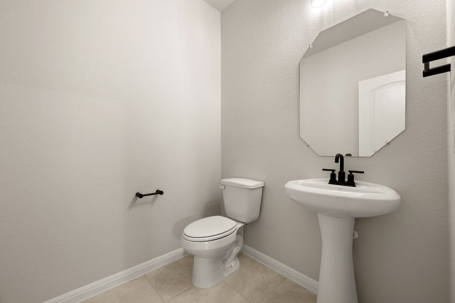 Representative furnished interior of a home built from the Granbury by Ashton Woods in Berry Creek Highlands, Georgetown (Image 35). Representative furnished interior of a home built from the Granbury by Ashton Woods in Berry Creek Highlands, Georgetown (Image 35).