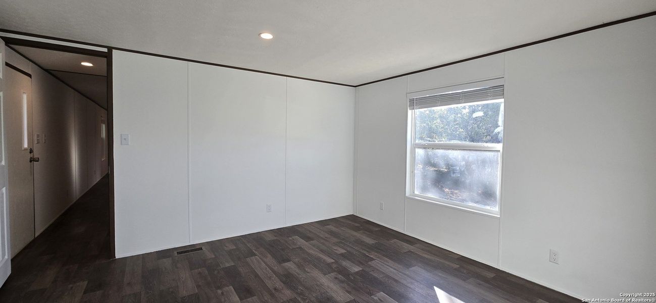 Spacious, unfurnished interior of a new home in , Bandera (Image 8). Spacious, unfurnished interior of a new home in , Bandera (Image 8).