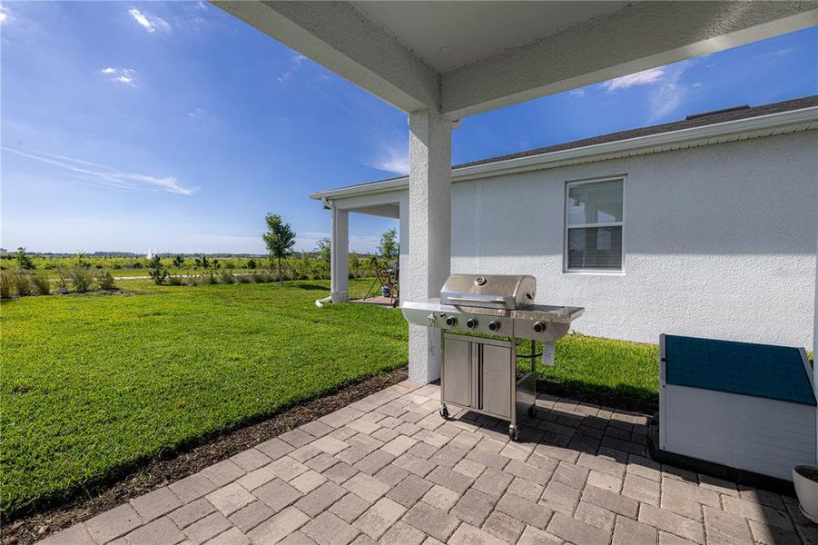 Exterior details and patio area of a home in EverBe, Orlando (Image 4).