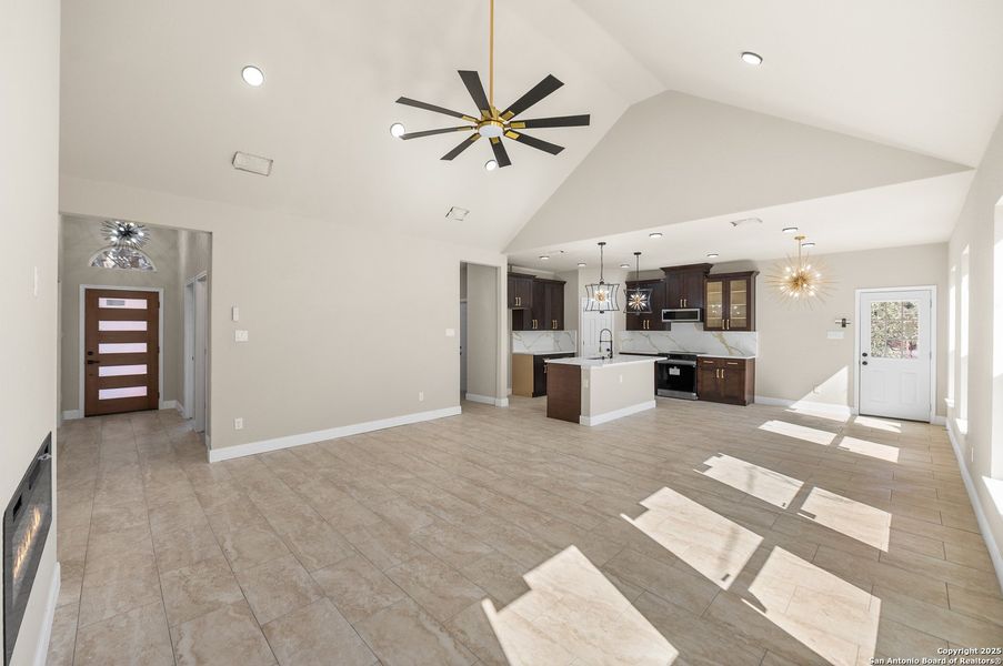 Spacious, unfurnished interior of a new home in , Elmendorf (Image 27).