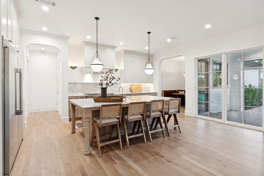 Furnished interior view inside a new home in , Richardson (Image 17).