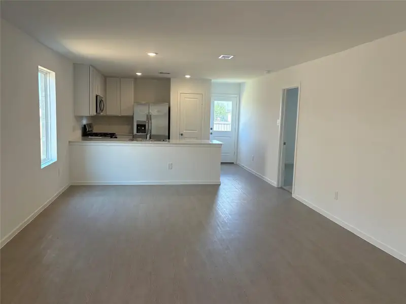 Spacious, unfurnished interior of a new home in The Grand Prairie: Cottage Collection, Hockley (Image 10). Spacious, unfurnished interior of a new home in The Grand Prairie: Cottage Collection, Hockley (Image 10).