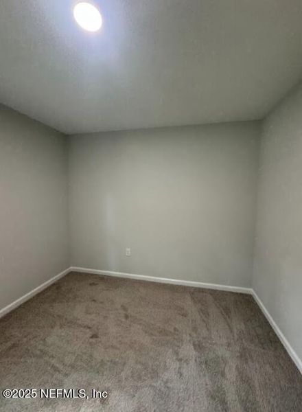 Spacious, unfurnished interior of a new home in , Jacksonville (Image 19).