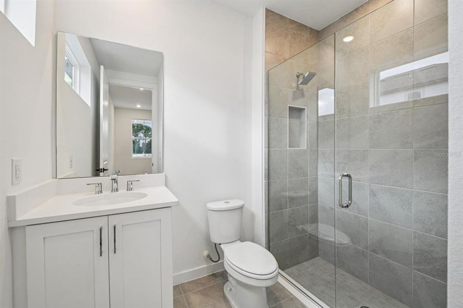 Furnished interior view inside a new home in Northlake Traditional, Winter Garden (Image 7). Furnished interior view inside a new home in Northlake Traditional, Winter Garden (Image 7).