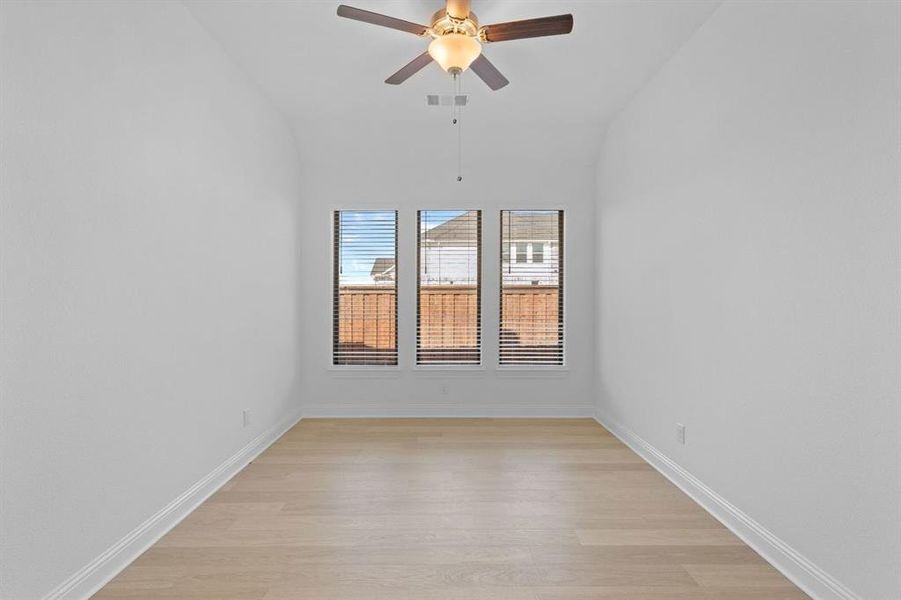 DAL_South Pointe_Bremond_2209 Birch Street (3) DAL_South Pointe_Bremond_2209 Birch Street (3)