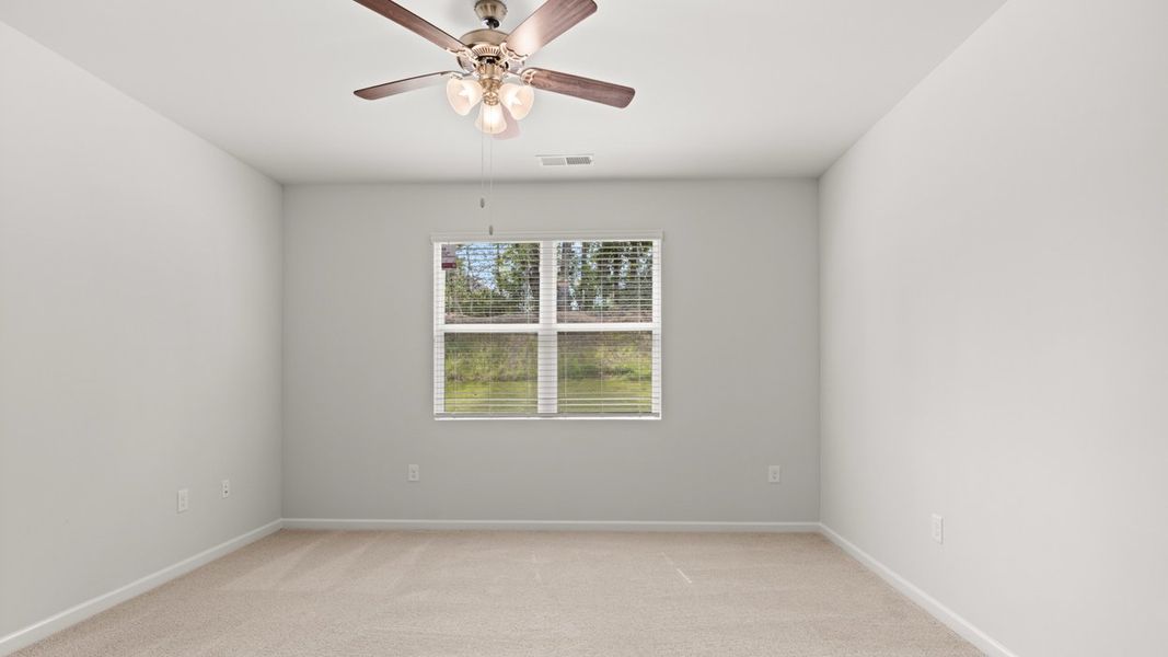 Spacious, unfurnished interior of a new home in Captain's Corner, Grovetown (Image 17).