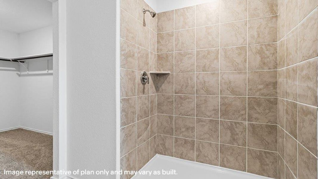 Representative interior finishes for a home built from the The Donna by D.R. Horton in Blue Ridge Ranch, San Antonio (Image 15).